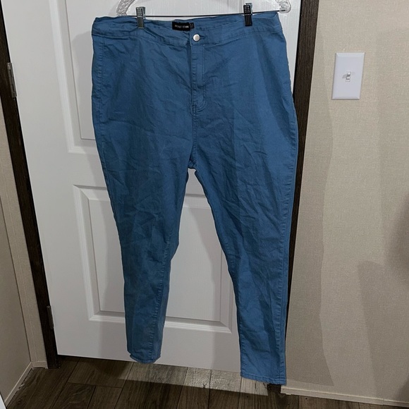 Prettylittlething skinny jeans - Picture 1 of 3
